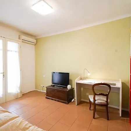Beatrice - Destiny 9 Apartment *